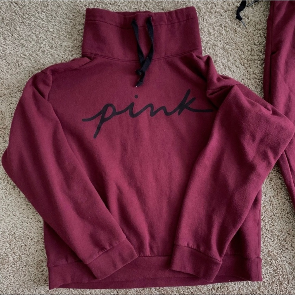 VS PINK Sweatshirt LG